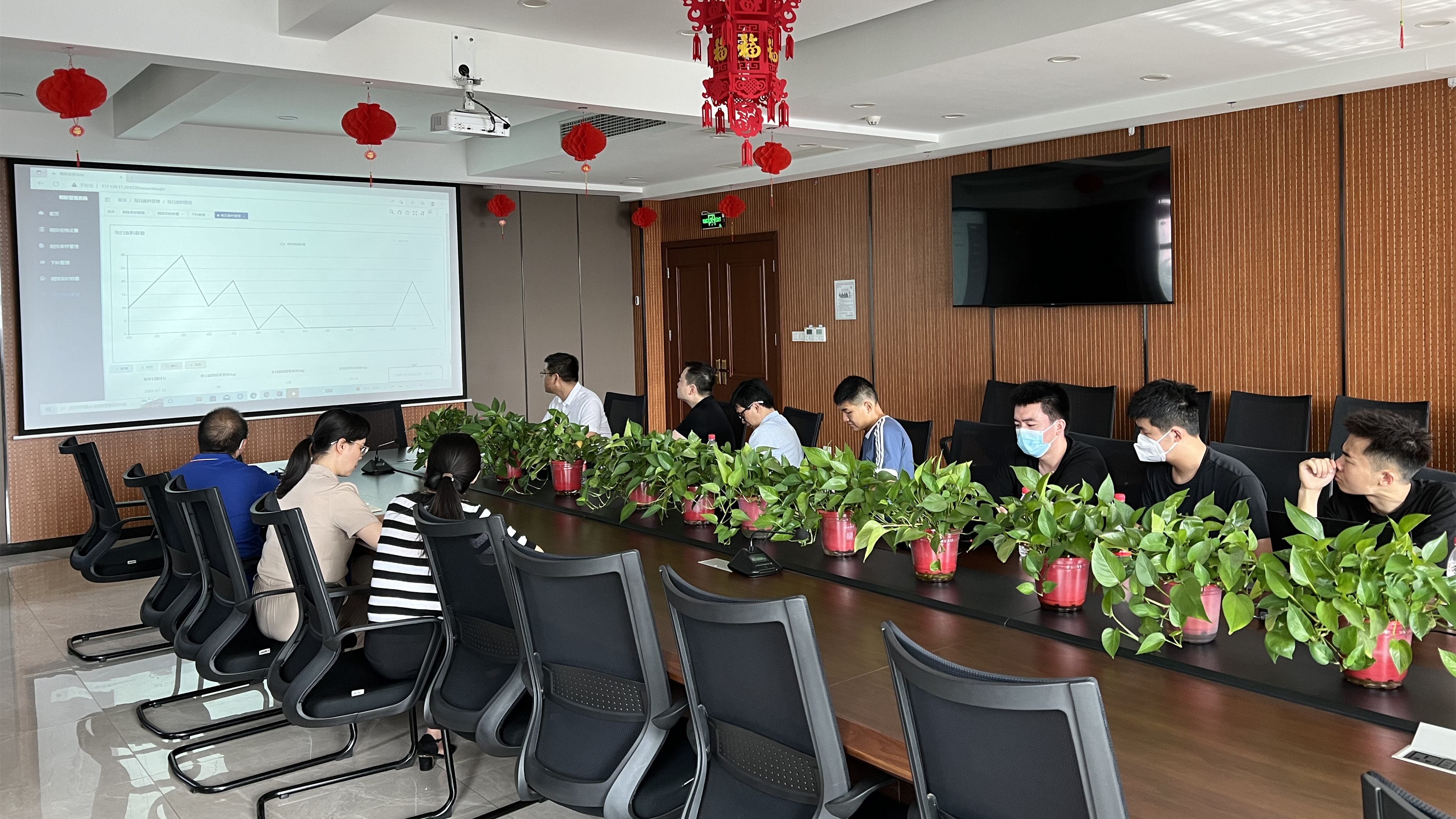 華東工控-校企聯(lián)合開(kāi)發(fā)銅排稱重管理系統(tǒng)