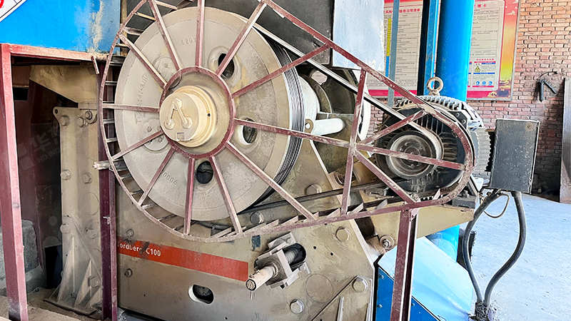 破碎機(jī)自動(dòng)化控制系統(tǒng)提高生產(chǎn)安全性和可靠性