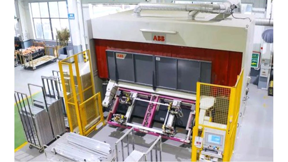 鄭州宇通客車股份有限公司特改車項目新增機器人改造項目電氣控制系統(tǒng)