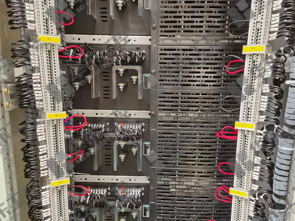 GCS低壓抽屜柜細(xì)節(jié)